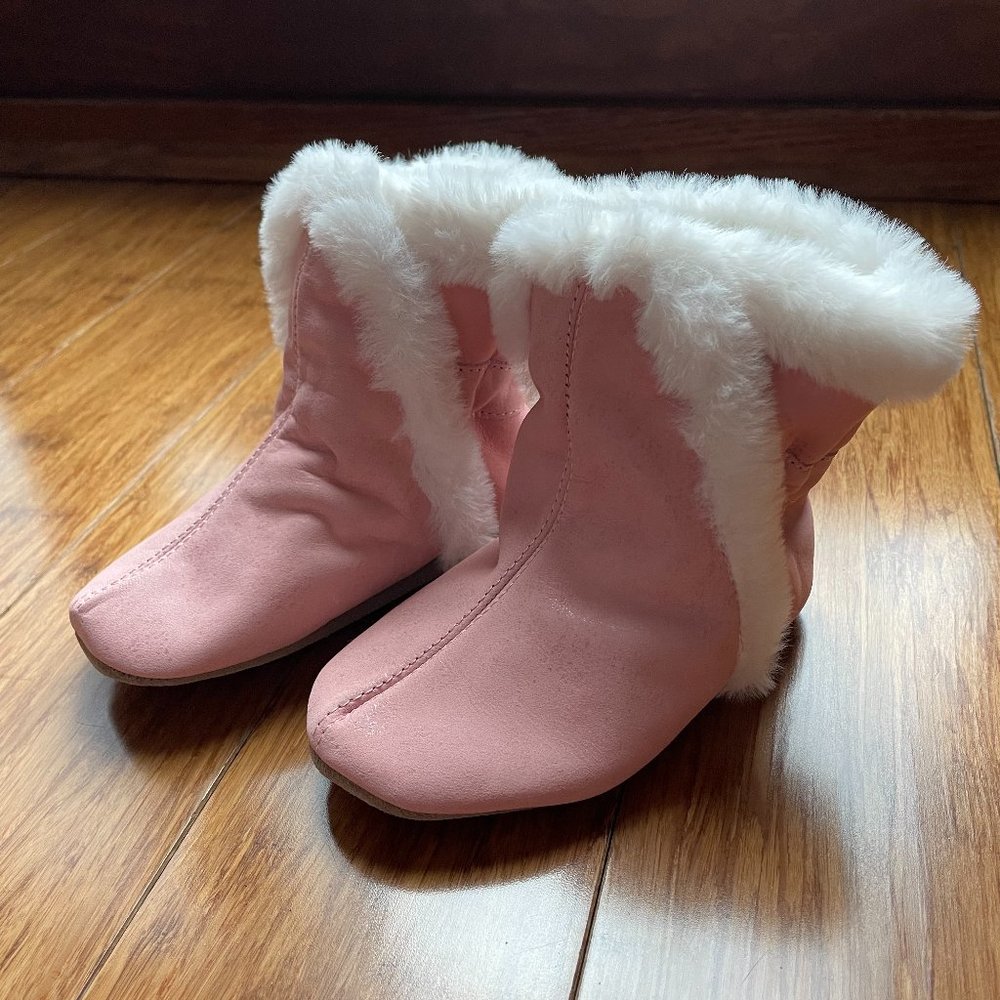 Robeez Classic Boots, Size 18-24 M